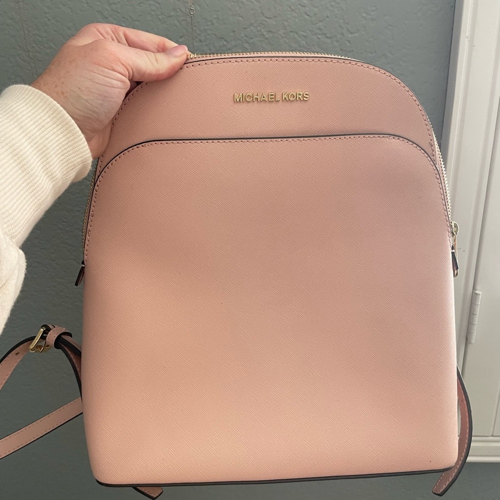 Brand New Michael Kors Emmy Backpack in Pastel Pink. Leather bag.